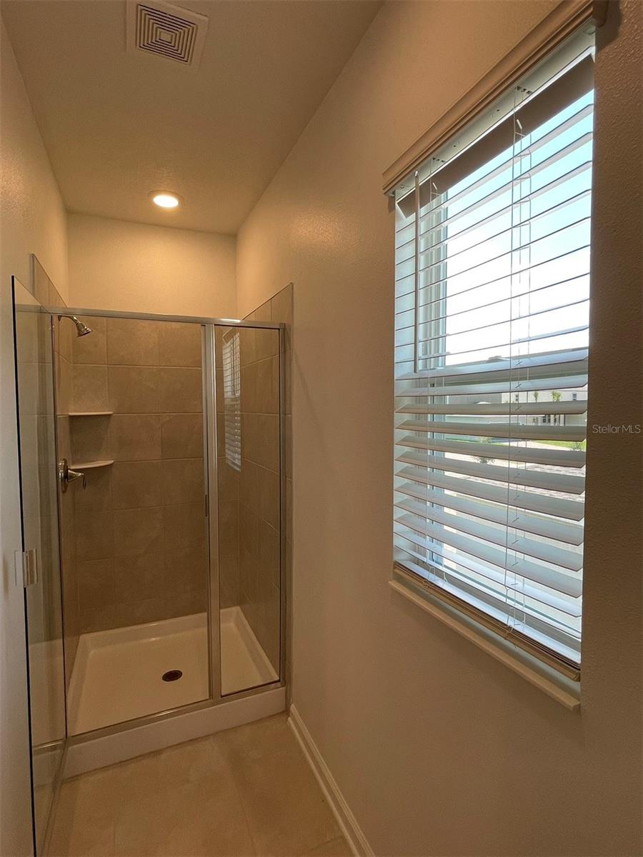 RHETTS RDG - Residential Lease