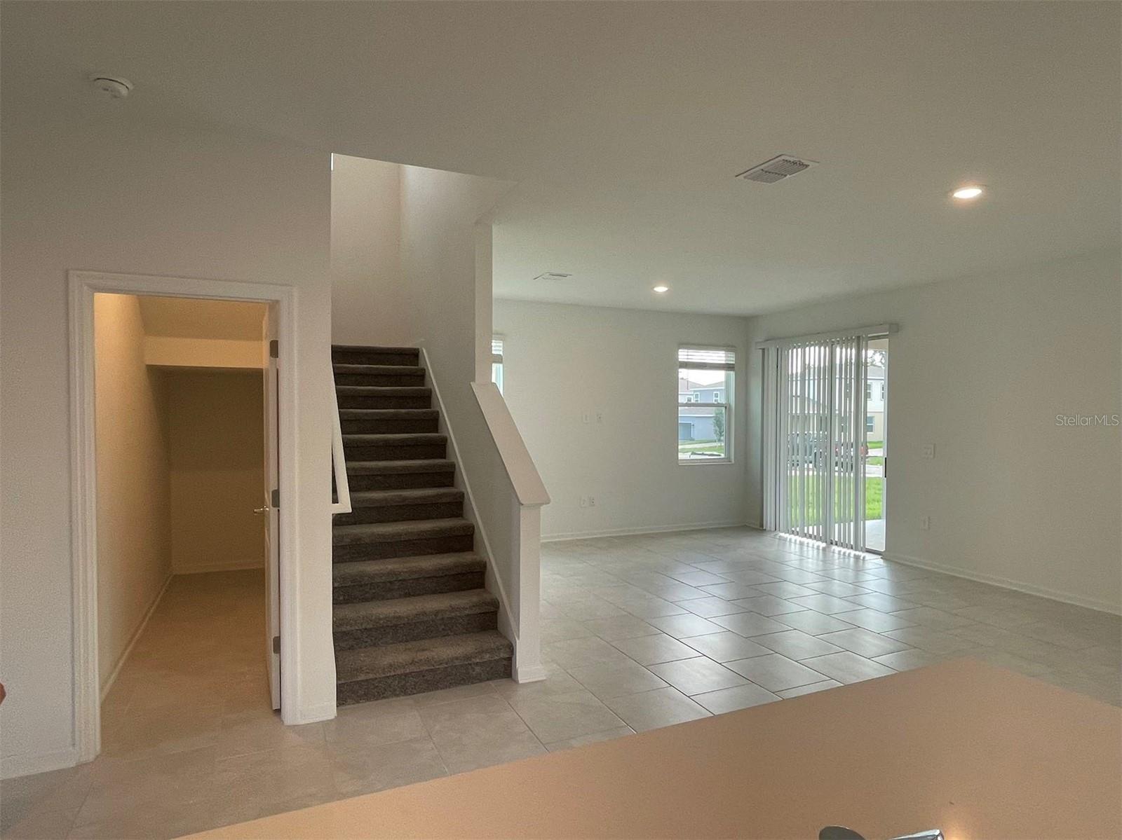 RHETTS RDG - Residential Lease