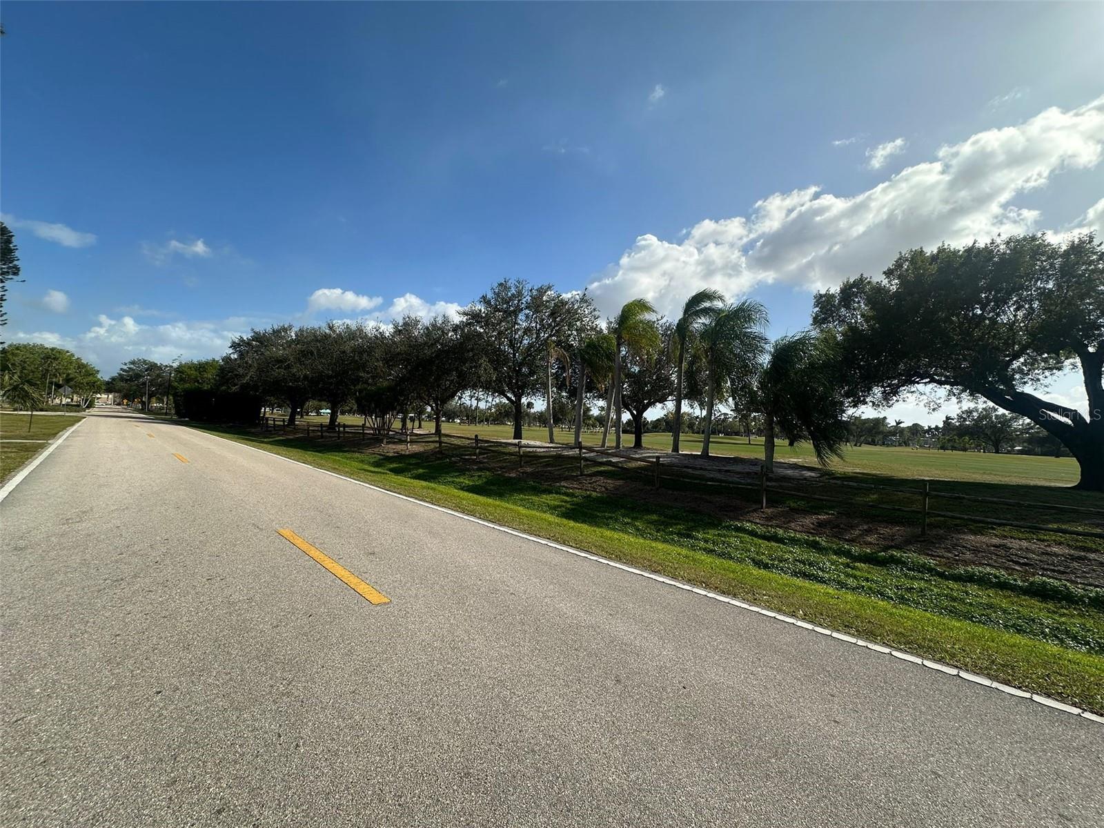 GREEN TEE VILLAGE - Residential