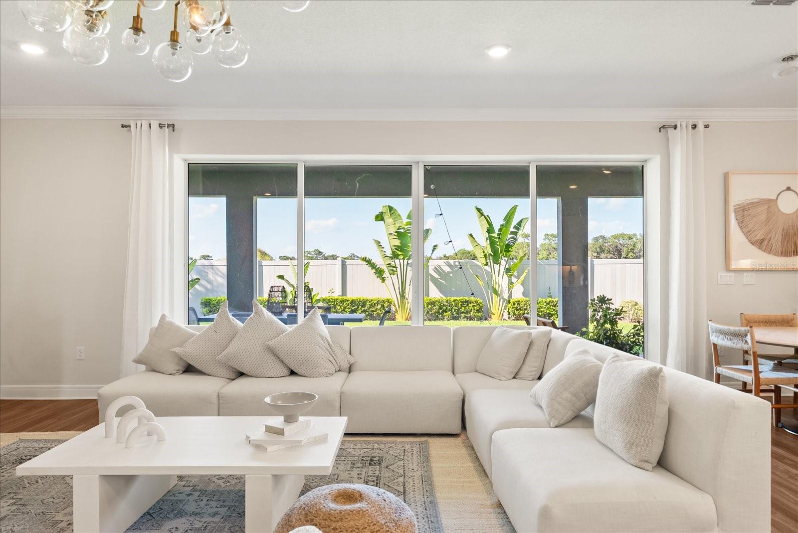 ESTS/LAKEVIEW PRESERVE - Residential