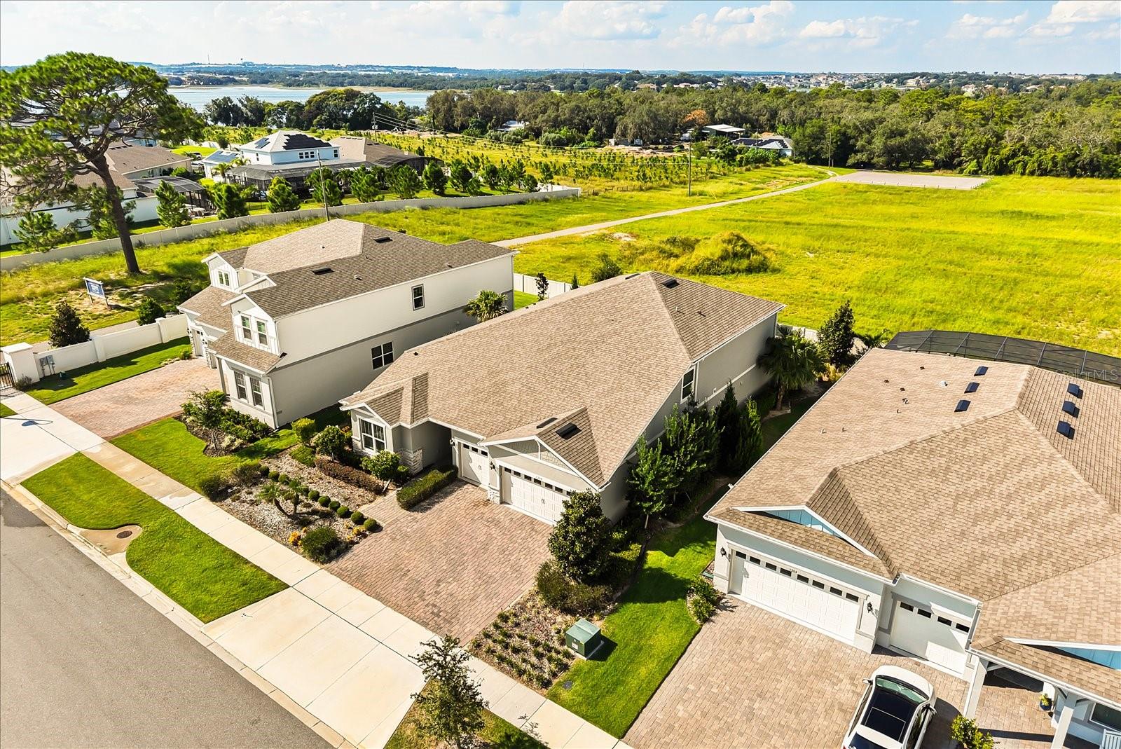 ESTS/LAKEVIEW PRESERVE - Residential