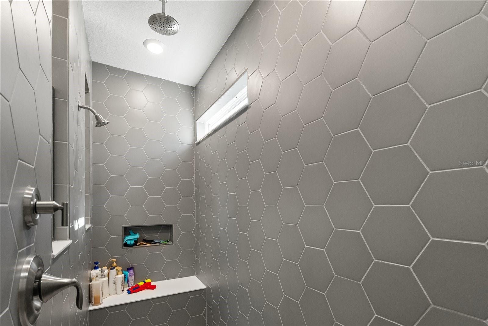 ESTS/LAKEVIEW PRESERVE - Residential