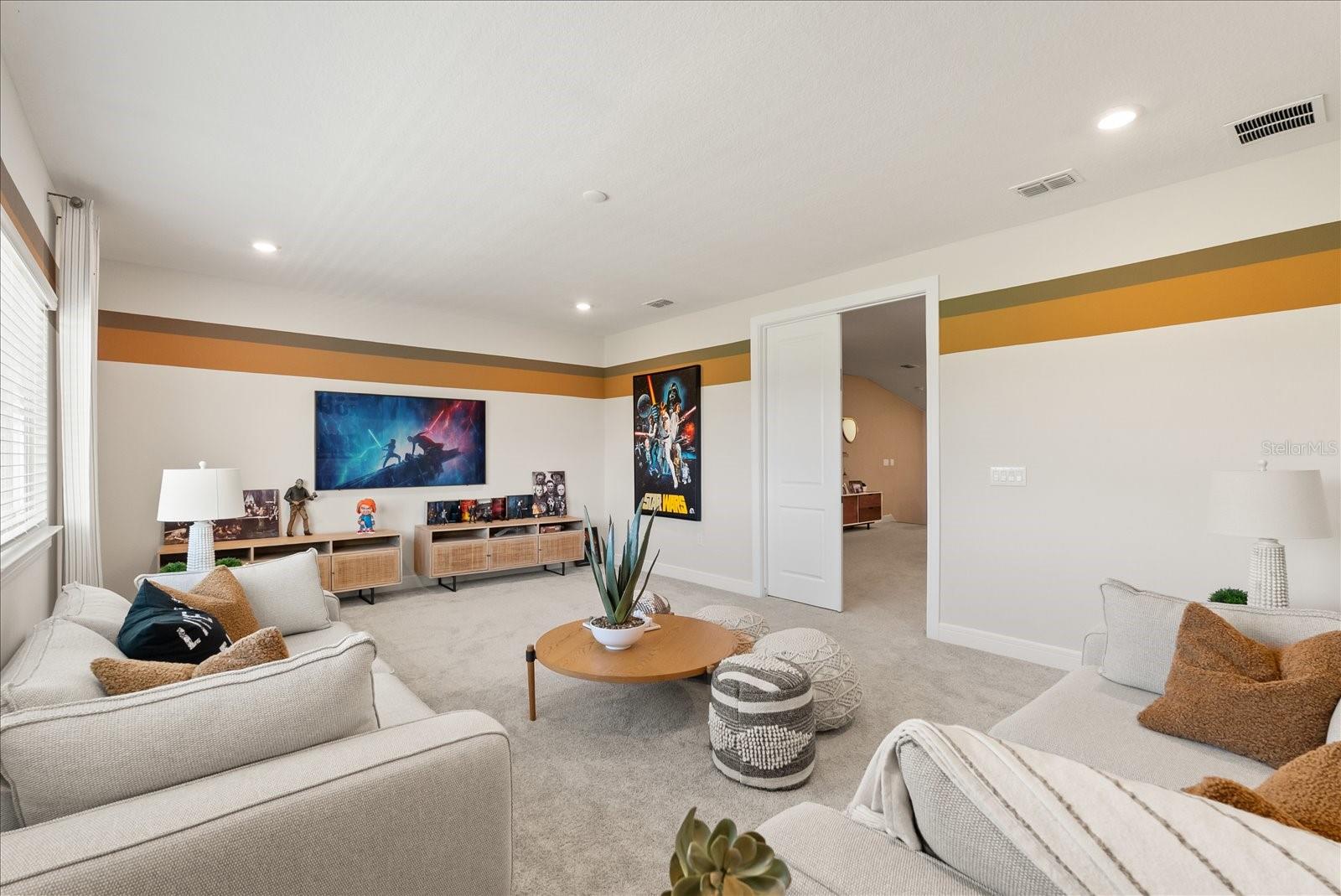 ESTS/LAKEVIEW PRESERVE - Residential