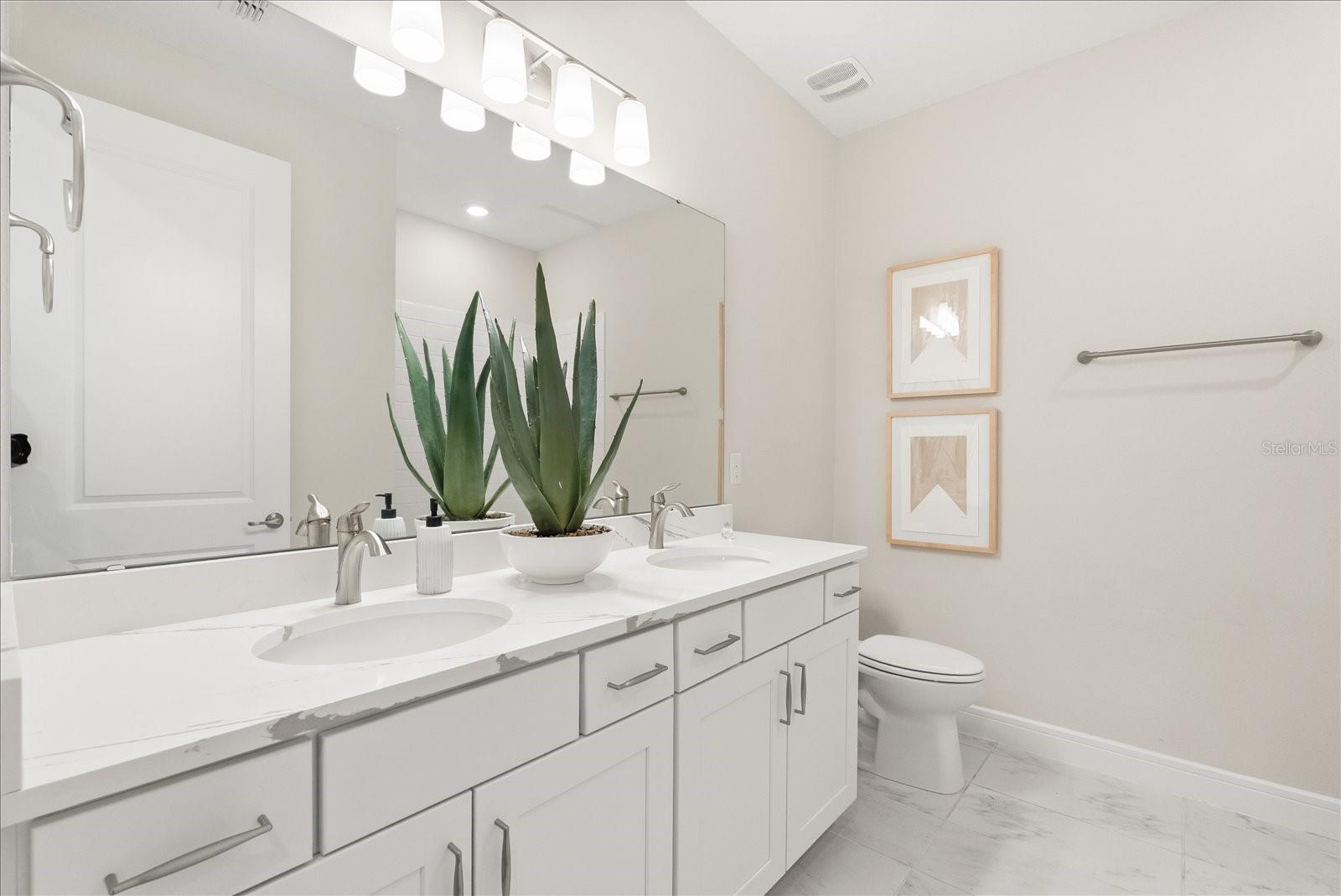 ESTS/LAKEVIEW PRESERVE - Residential