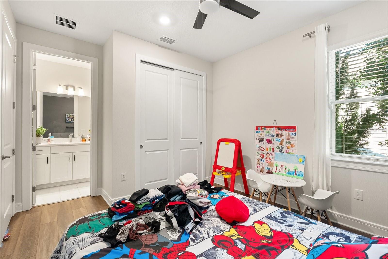 ESTS/LAKEVIEW PRESERVE - Residential