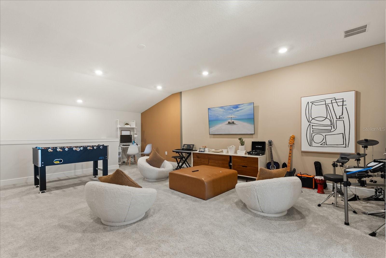 ESTS/LAKEVIEW PRESERVE - Residential