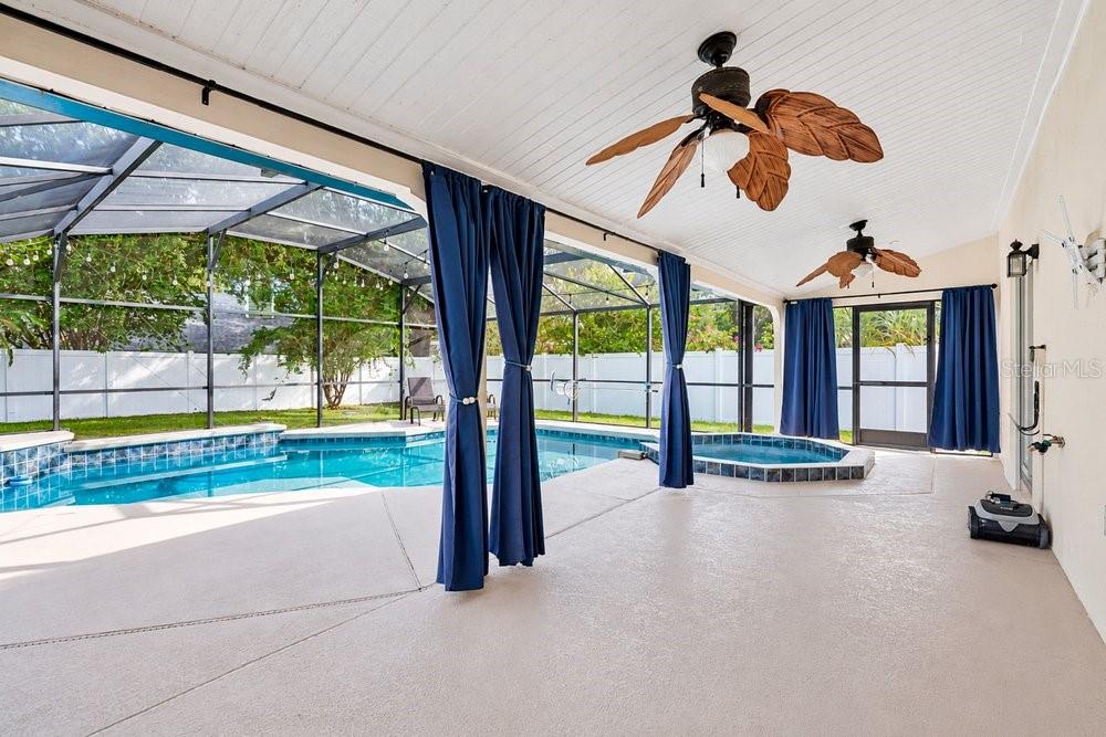 204 HARBOR DRIVE