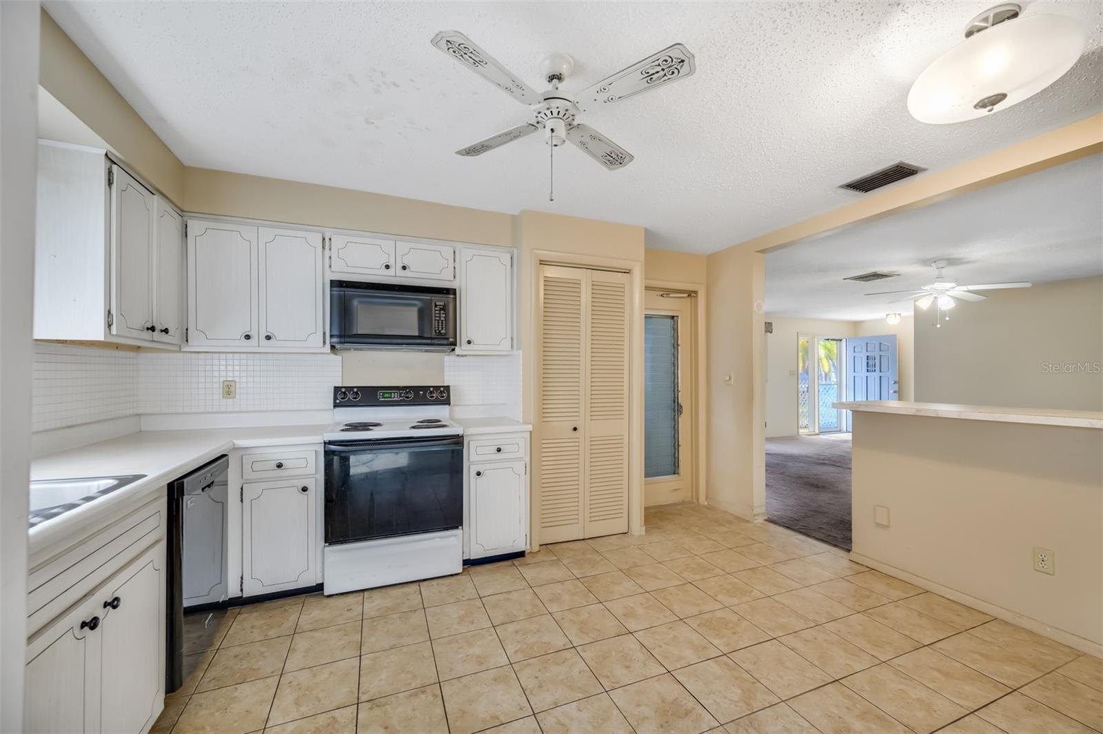 GREENBRIAR UNIT 6-B - Residential