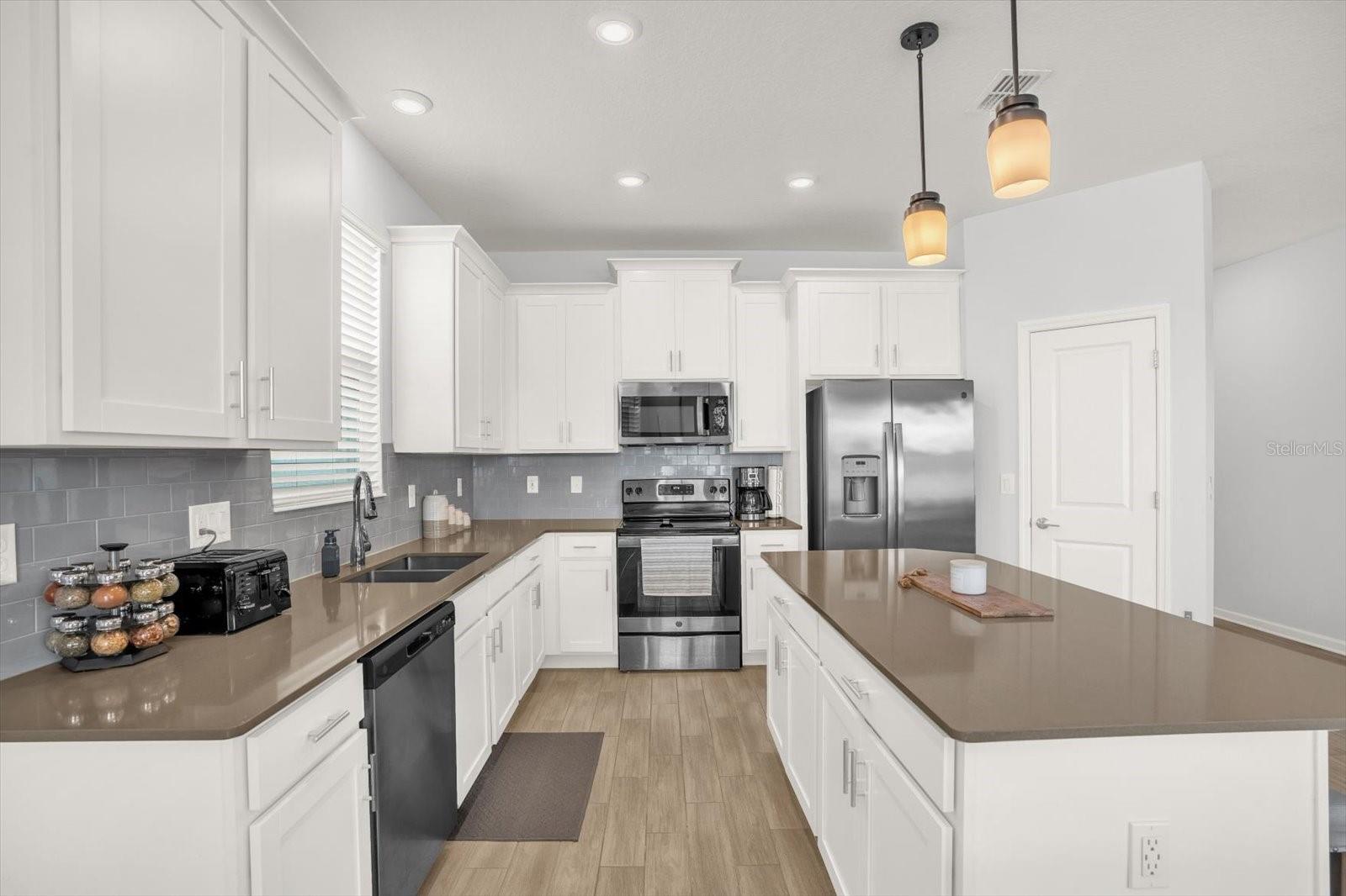 TRINITY LAKES PH 1 - Residential