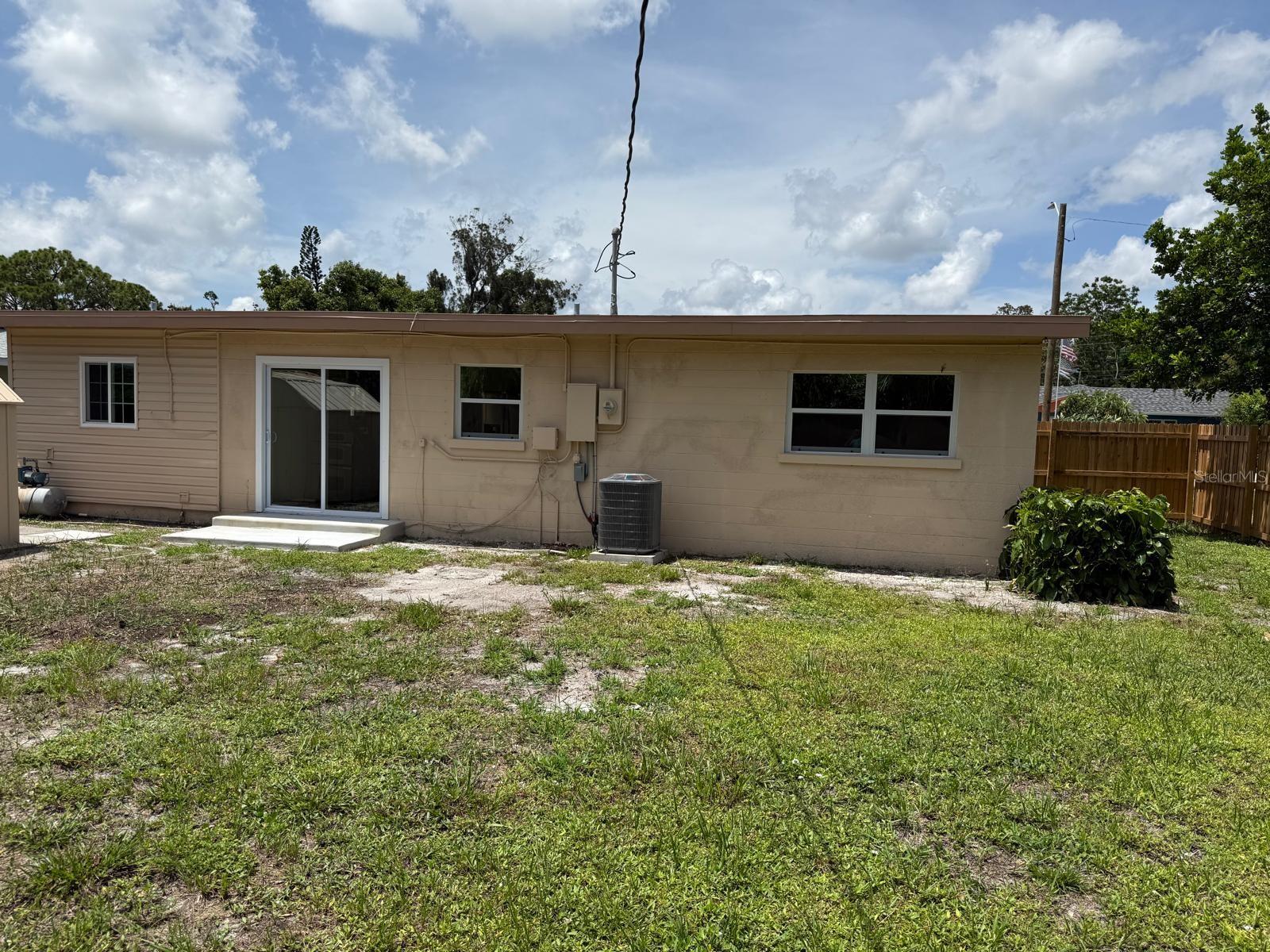 GLADIOLA PARK - Residential