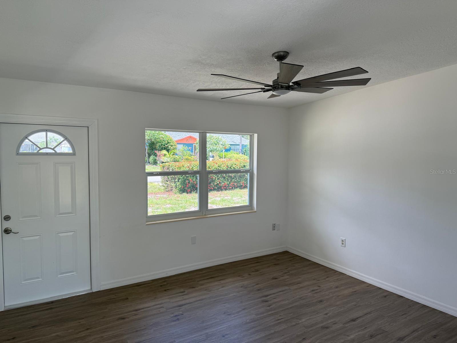 GLADIOLA PARK - Residential