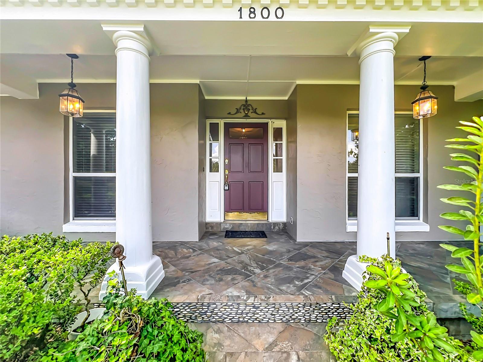 1800 COUNTRY CLUB DRIVE - Photo 2