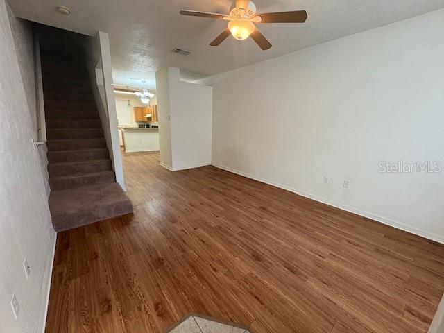 VICTORIA STATION - Residential