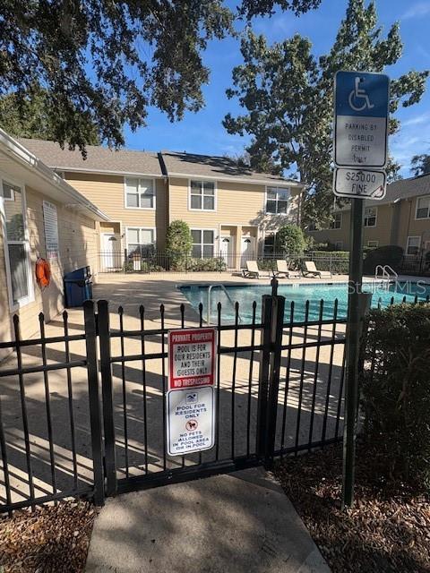 VICTORIA STATION - Residential