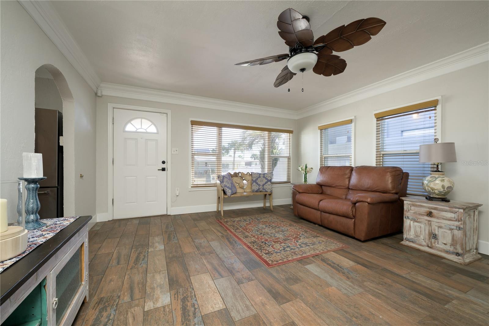 1224 S CENTRAL AVENUE