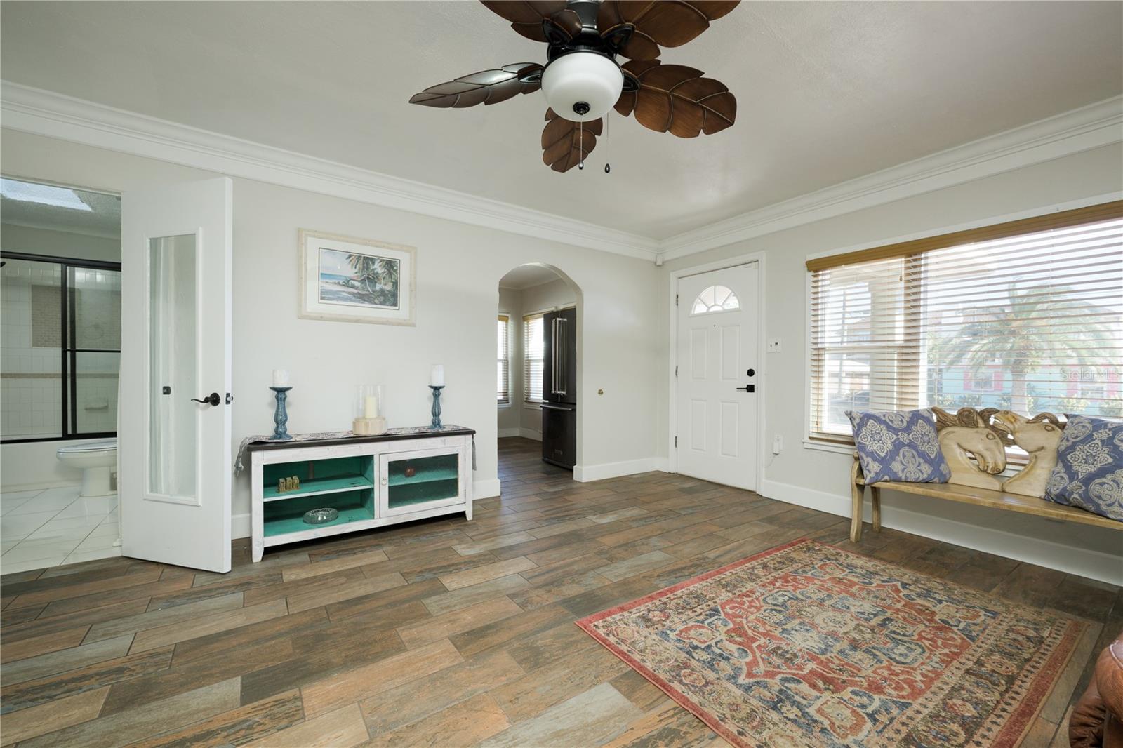 1224 S CENTRAL AVENUE