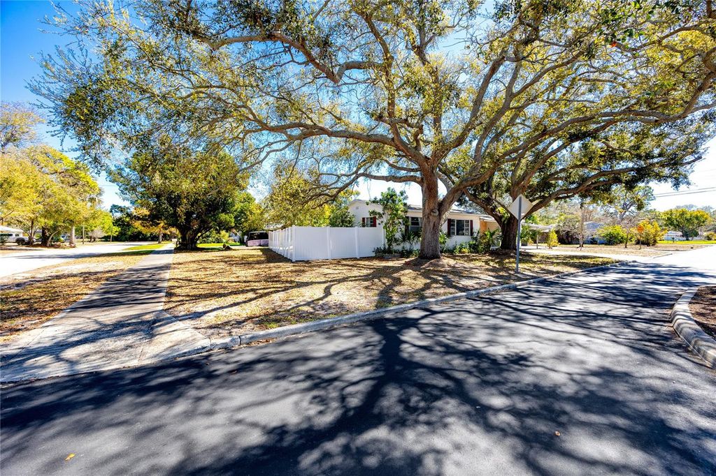 Photo of 731 72nd Street N, St Petersburg, FL 33710 (MLS # TB8481785)