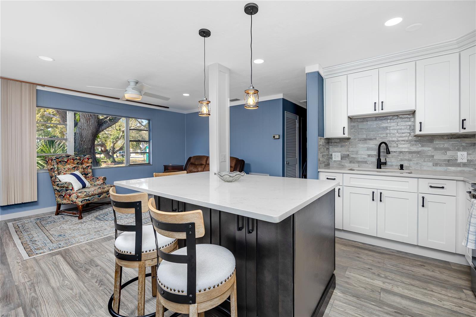 BOARDMAN & GOETZ OF DAVISTA - Residential