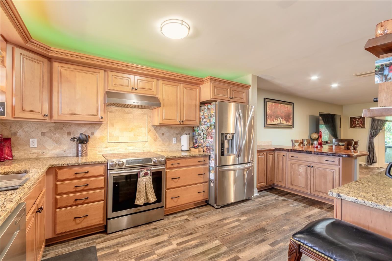 731 LAUREL BAY CIRCLE
