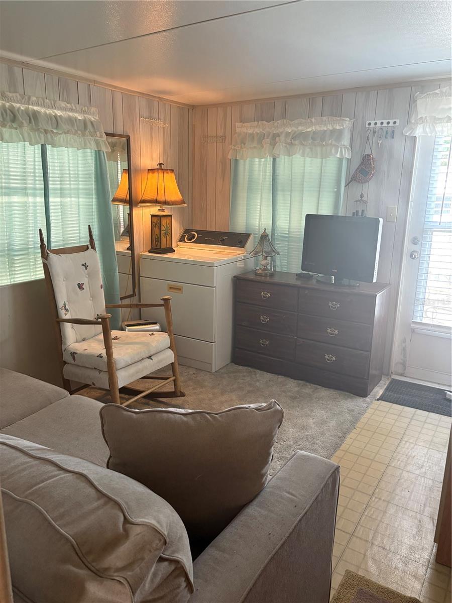 OUTDOOR RESORTS AMERICA - Residential