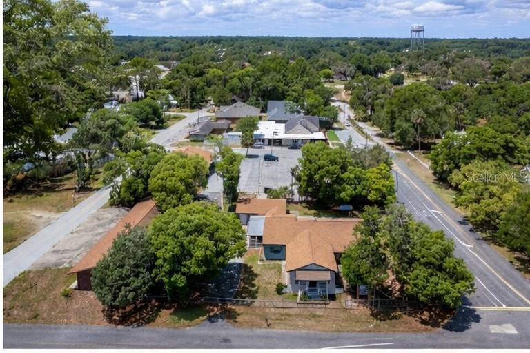 TOWN BELLEVIEW - Commercial Sale