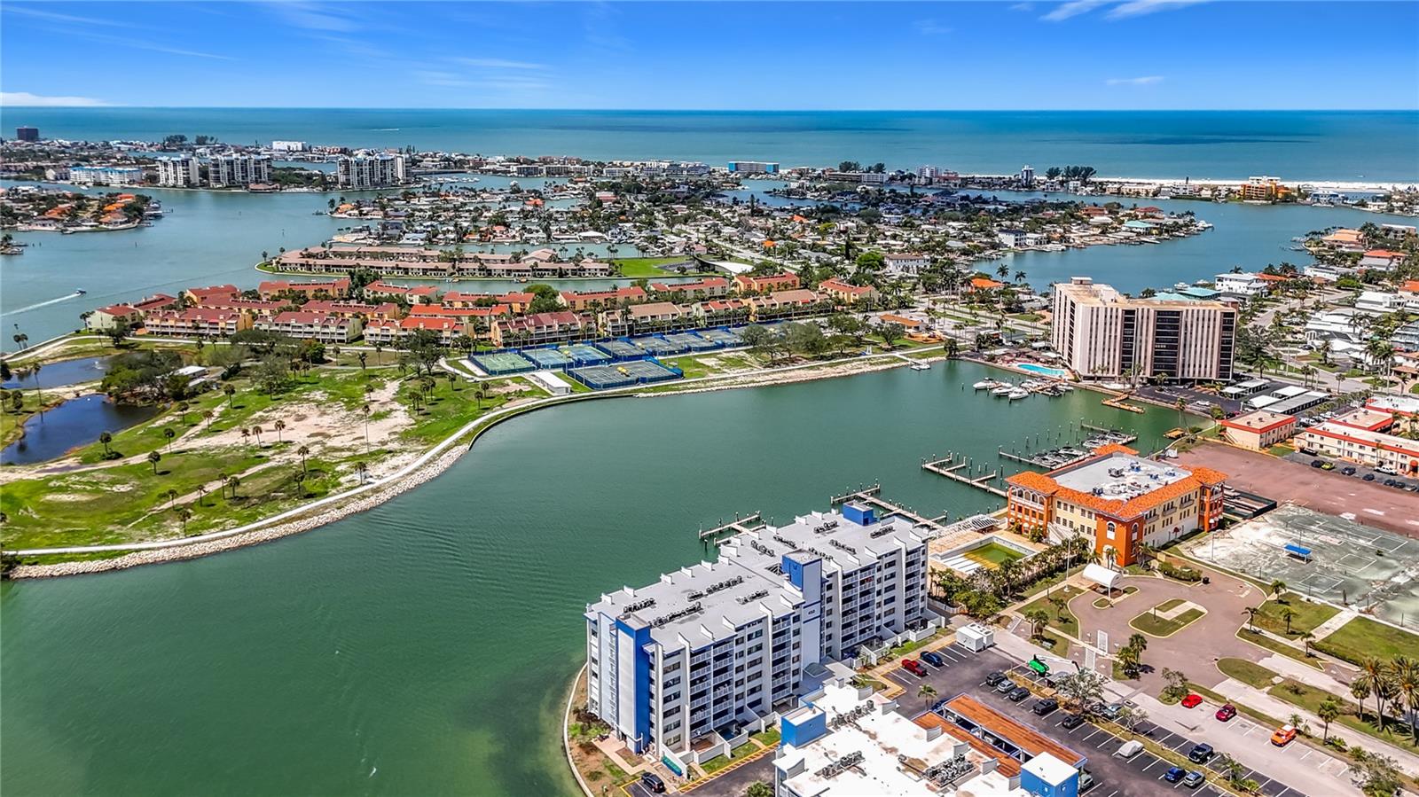 450 TREASURE ISLAND CAUSEWAY 111