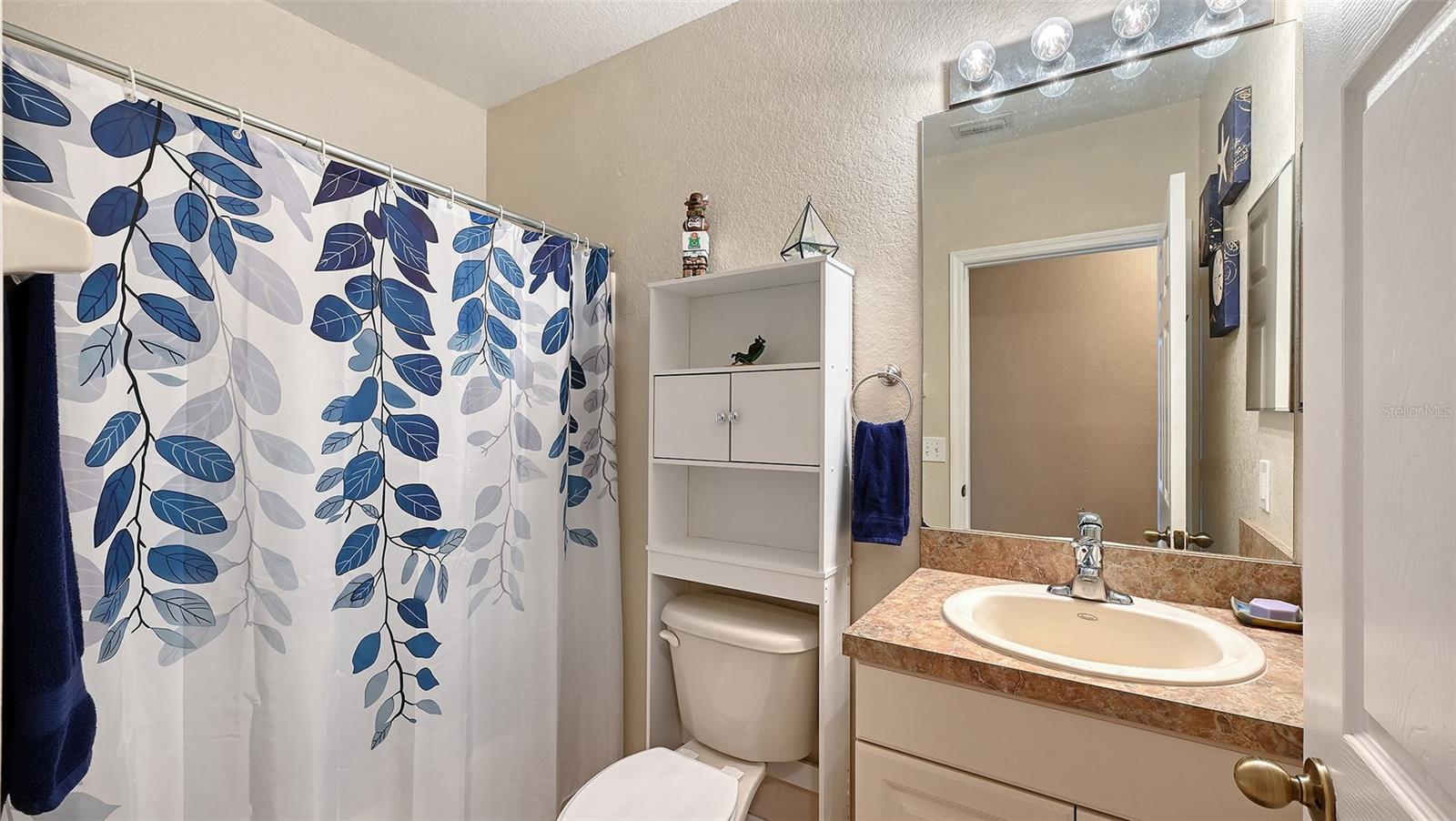 OAK VIEW PH III - Residential