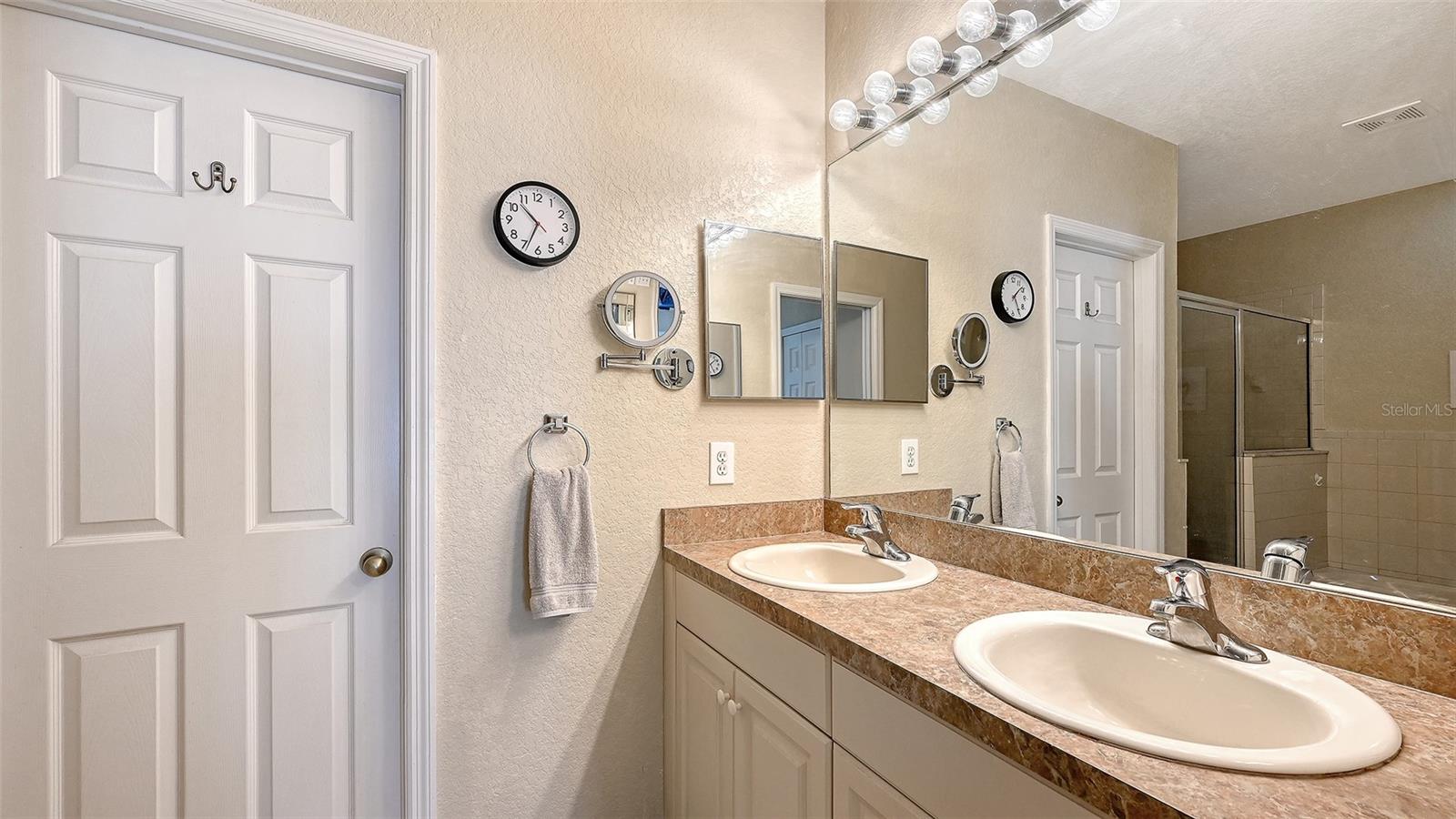 OAK VIEW PH III - Residential