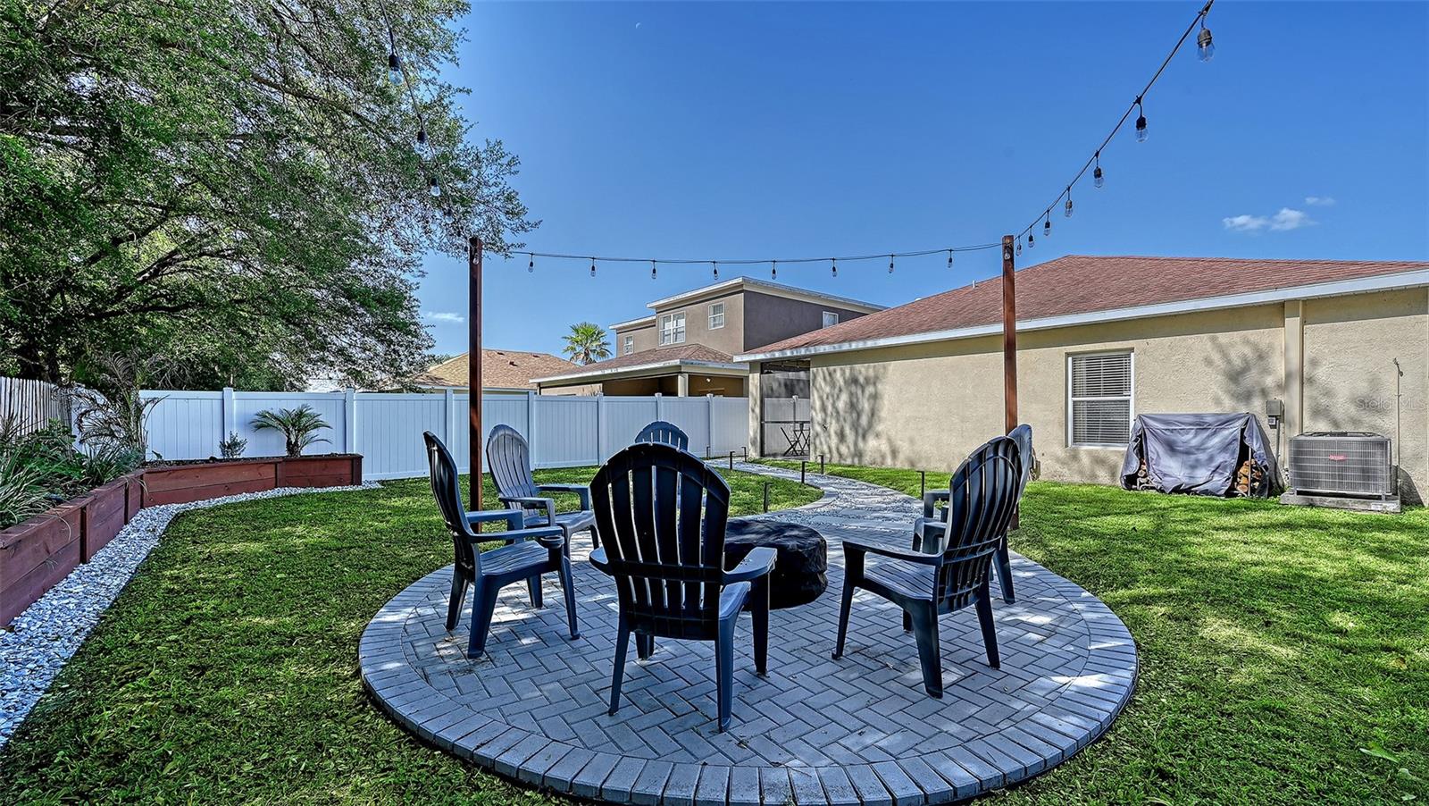 OAK VIEW PH III - Residential