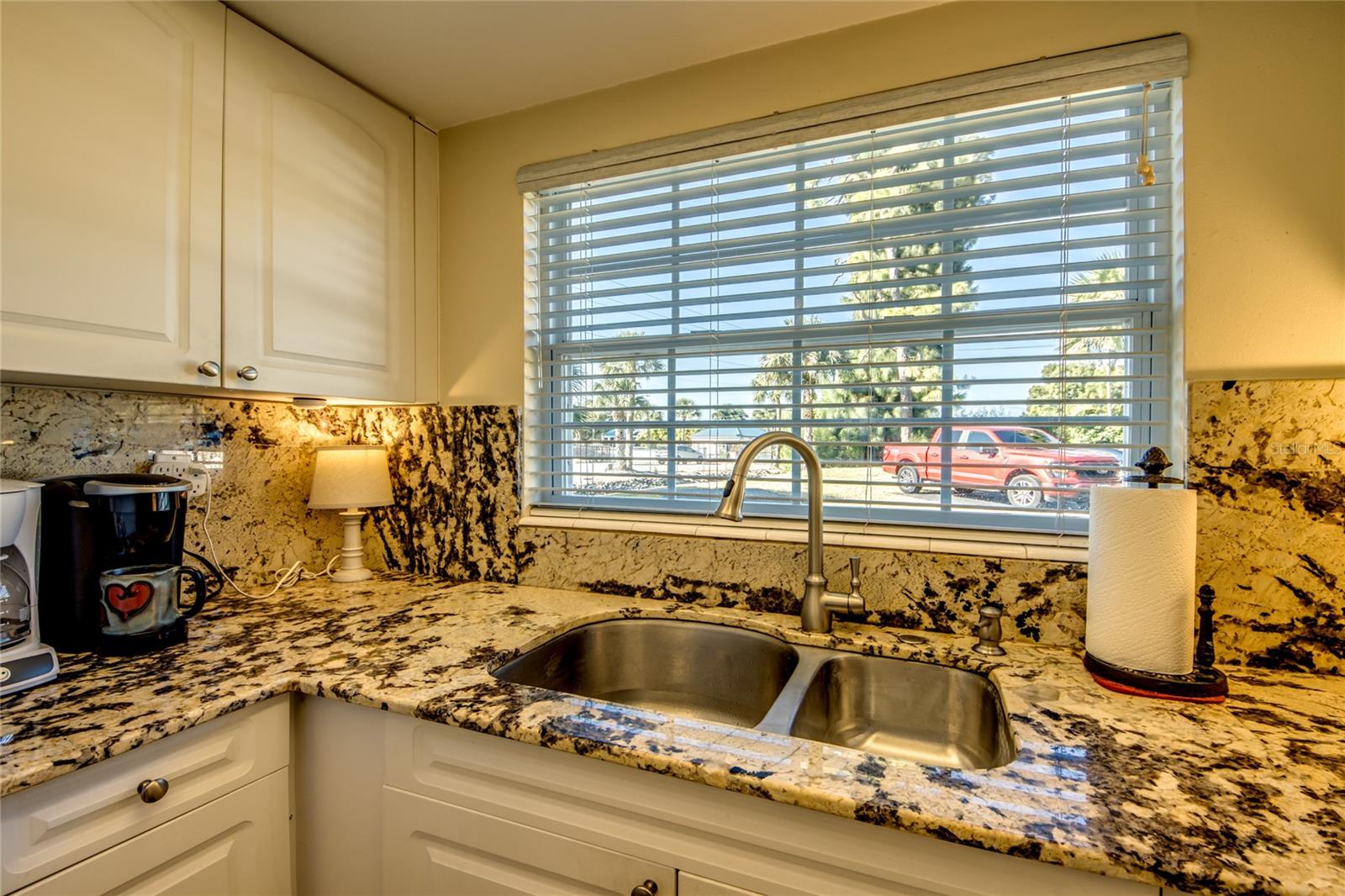 7001 NEW POST DRIVE 4