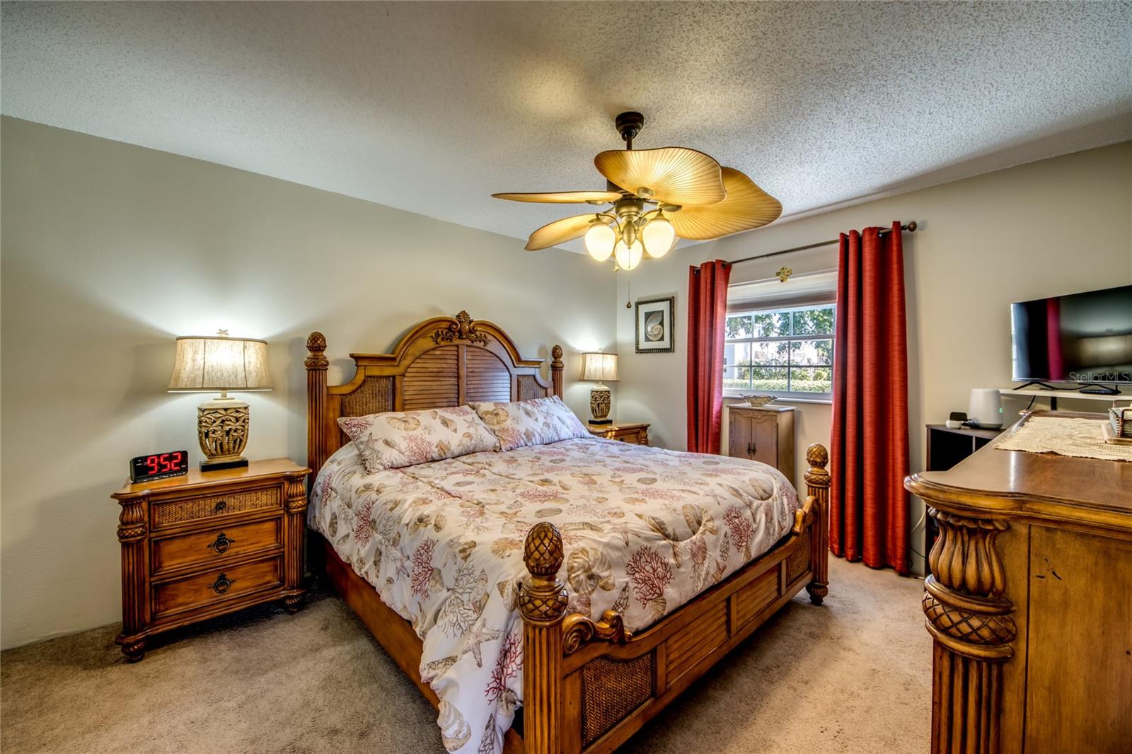 FOXMOOR CONDO - Residential