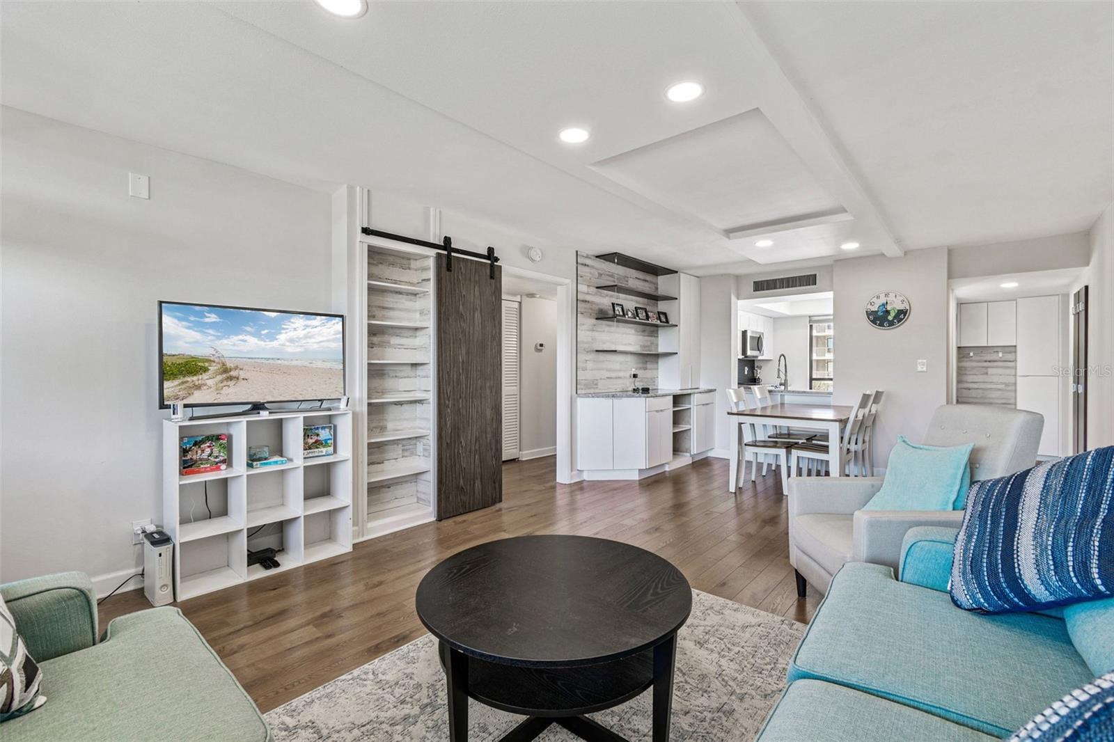 COVE CAY 26-15 VILLAGE I - Residential