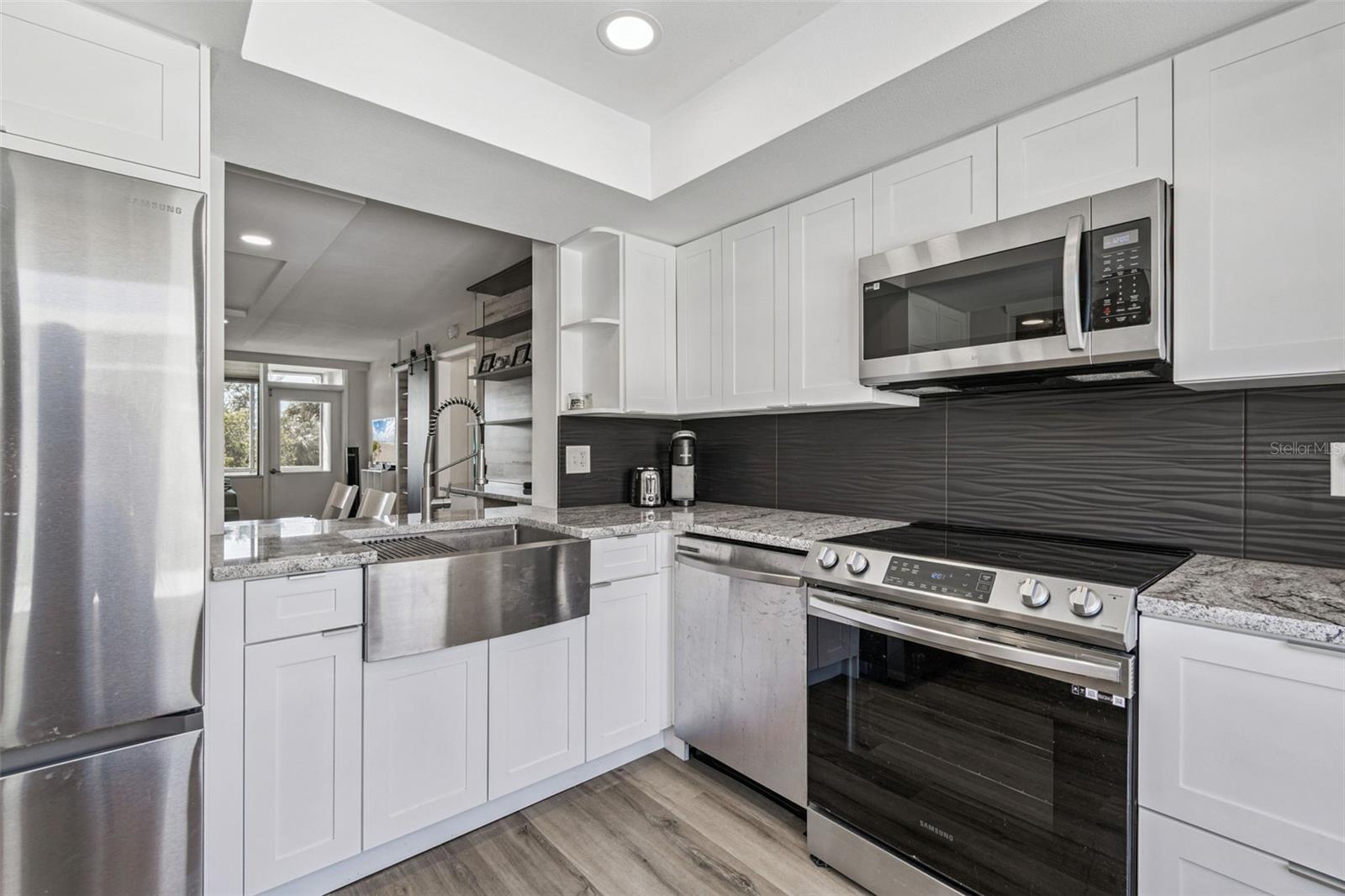 COVE CAY 26-15 VILLAGE I - Residential