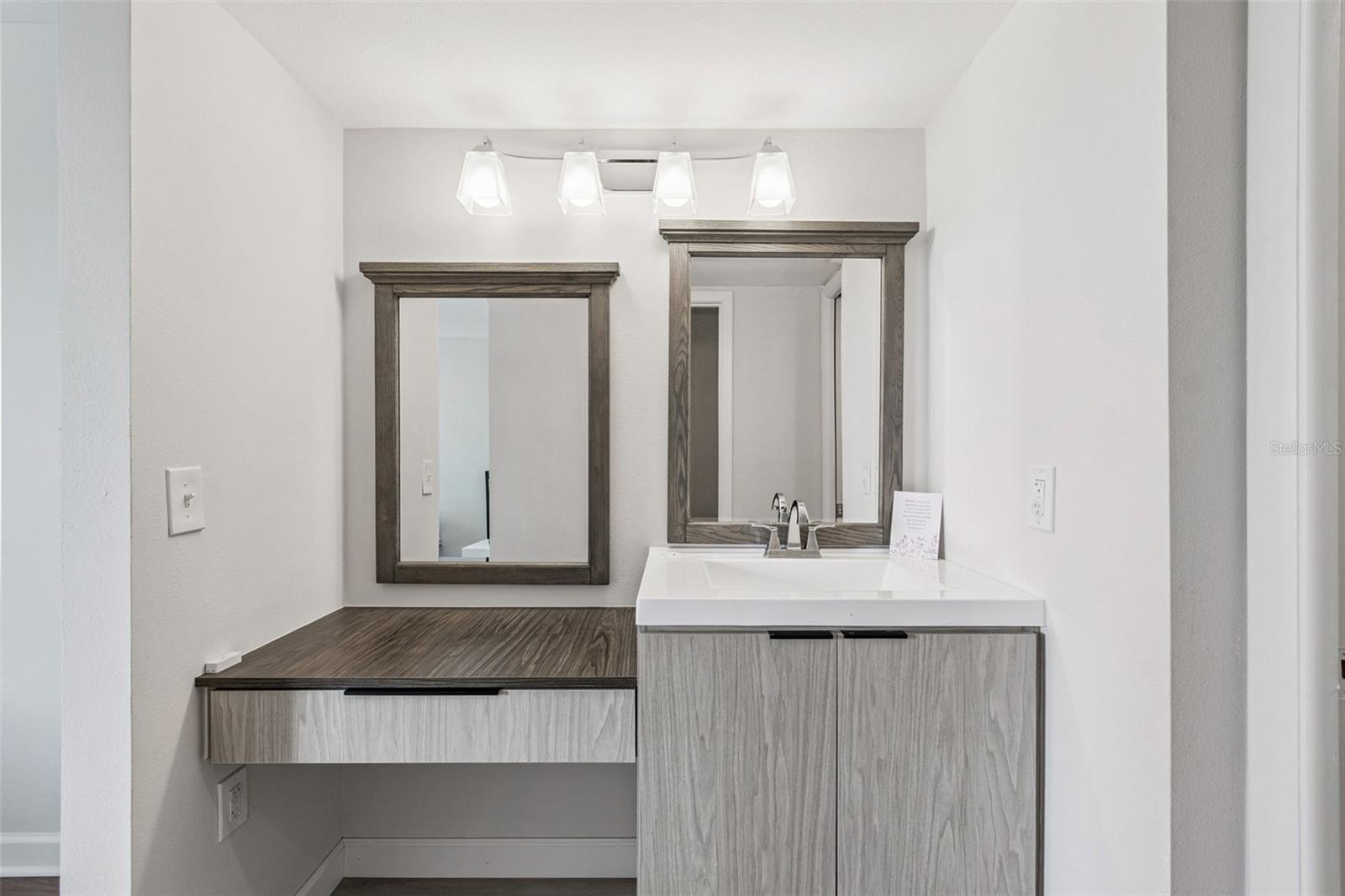 COVE CAY 26-15 VILLAGE I - Residential