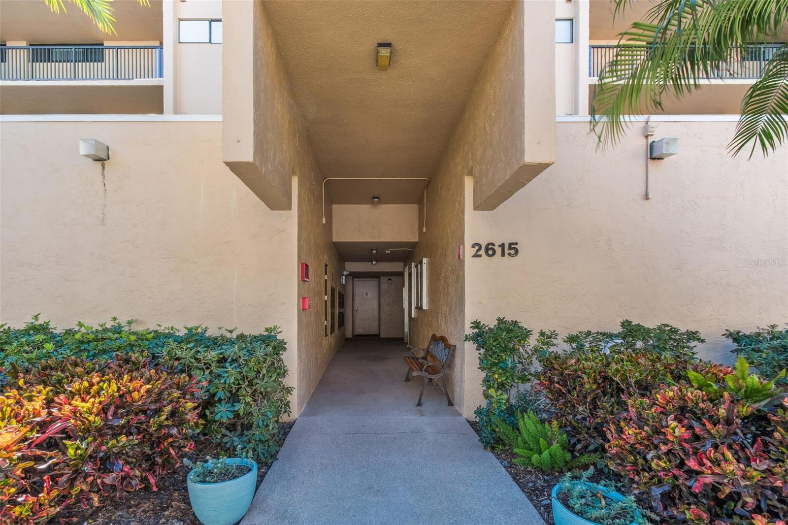 COVE CAY 26-15 VILLAGE I - Residential