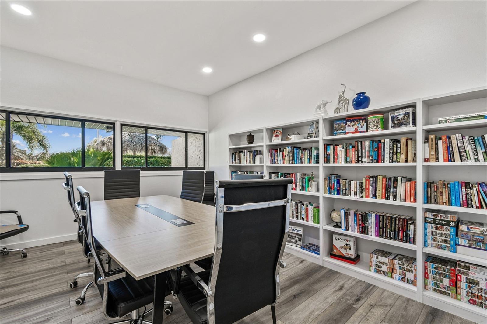 COVE CAY 26-15 VILLAGE I - Residential