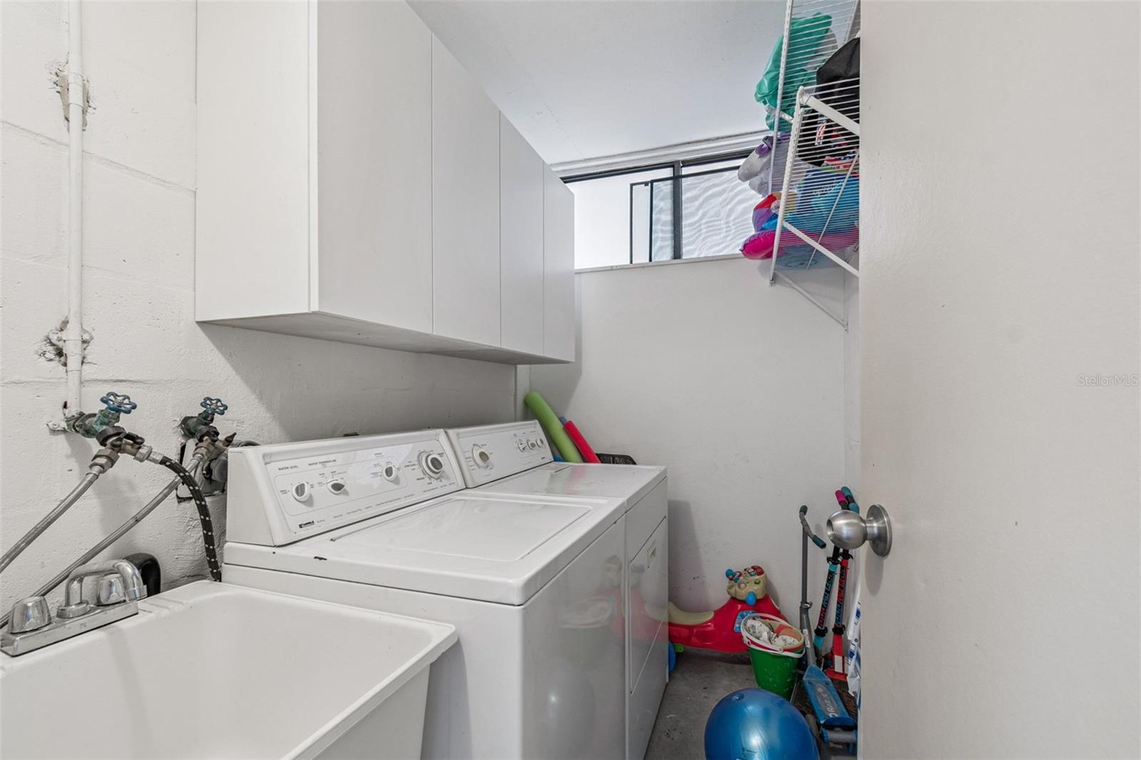 COVE CAY 26-15 VILLAGE I - Residential