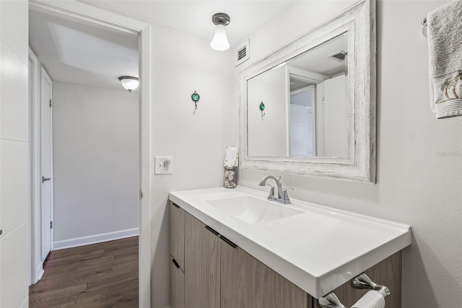 COVE CAY 26-15 VILLAGE I - Residential