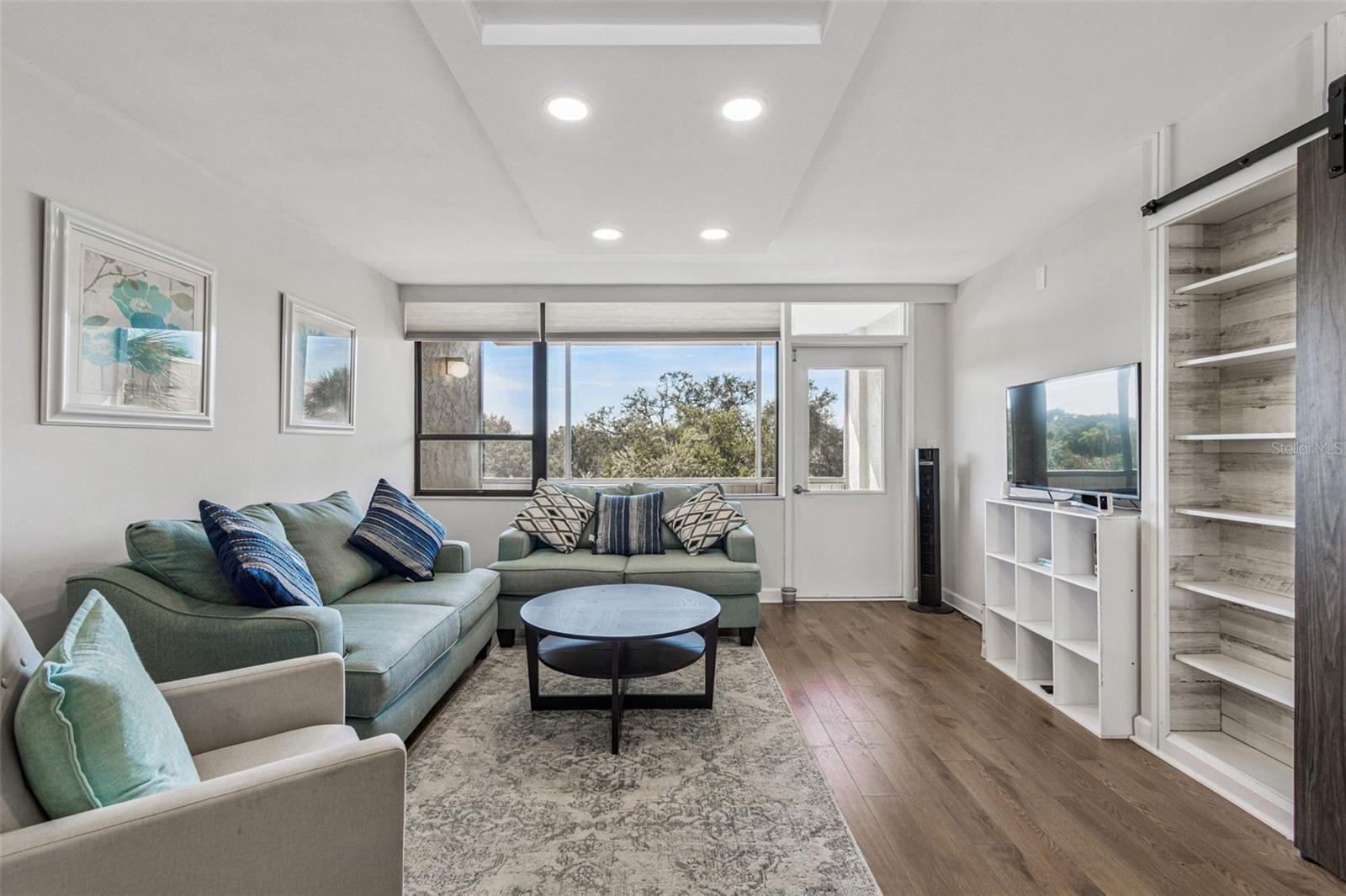 COVE CAY 26-15 VILLAGE I - Residential