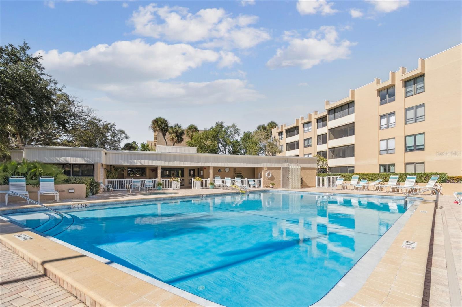 COVE CAY 26-15 VILLAGE I - Residential