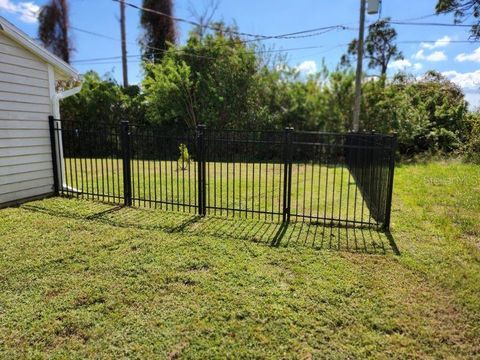 A home in PORT CHARLOTTE