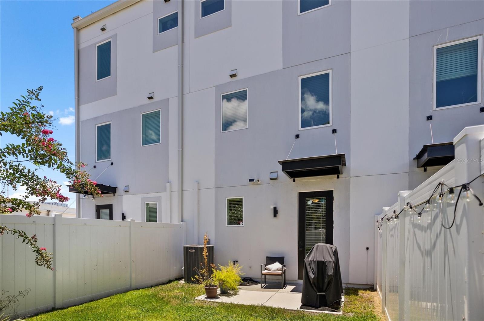 MOBLEYS SUB - Residential