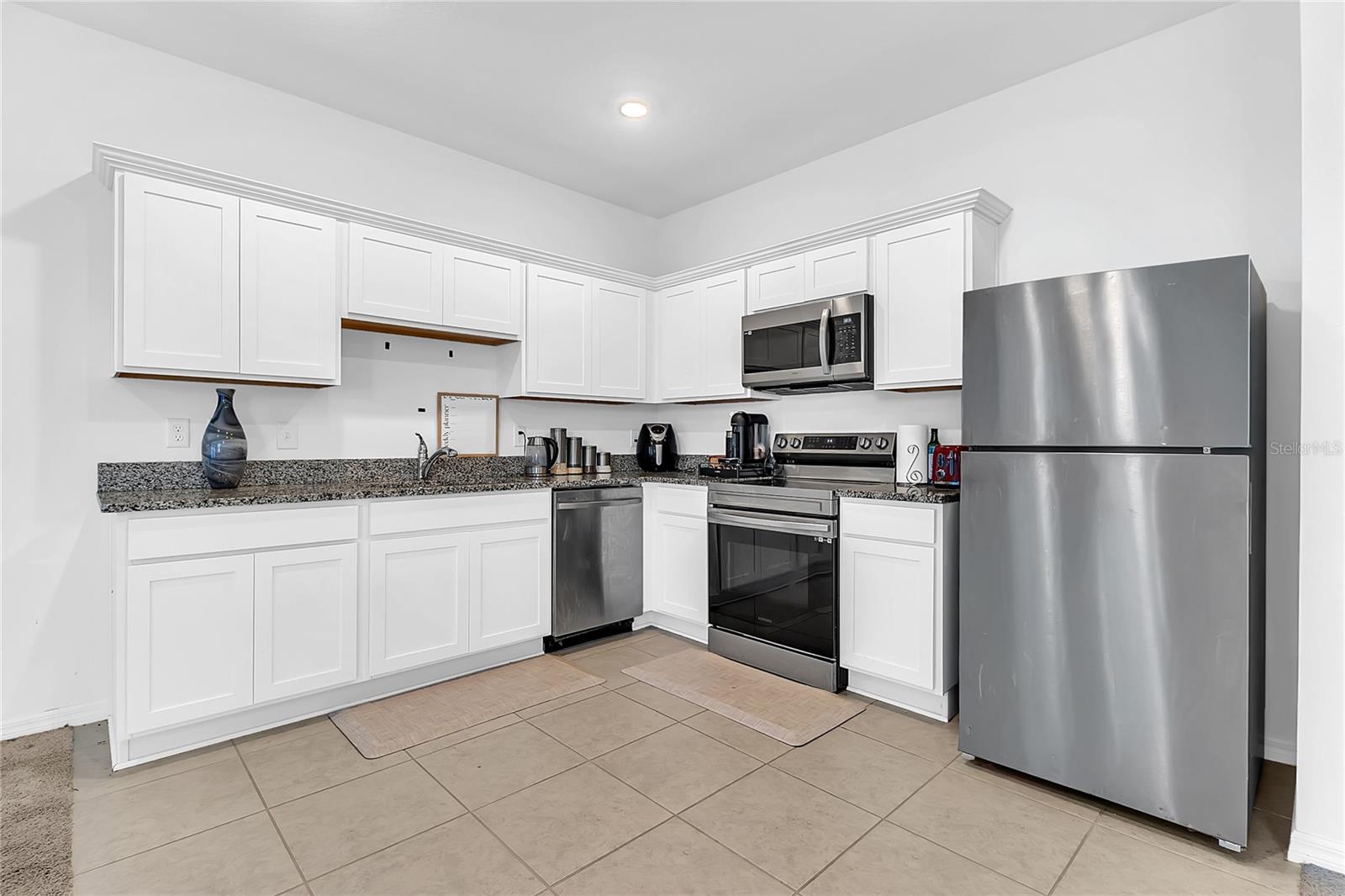 MADISON PLACE PH 3 - Residential