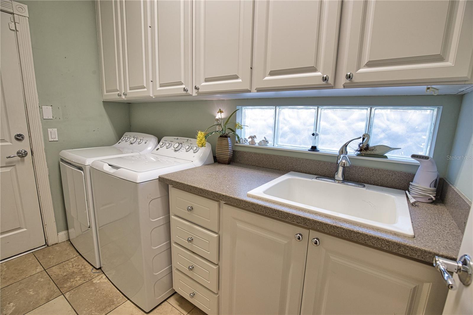 ISLANDWALK AT WEST VILLAGES PH 02 - Residential