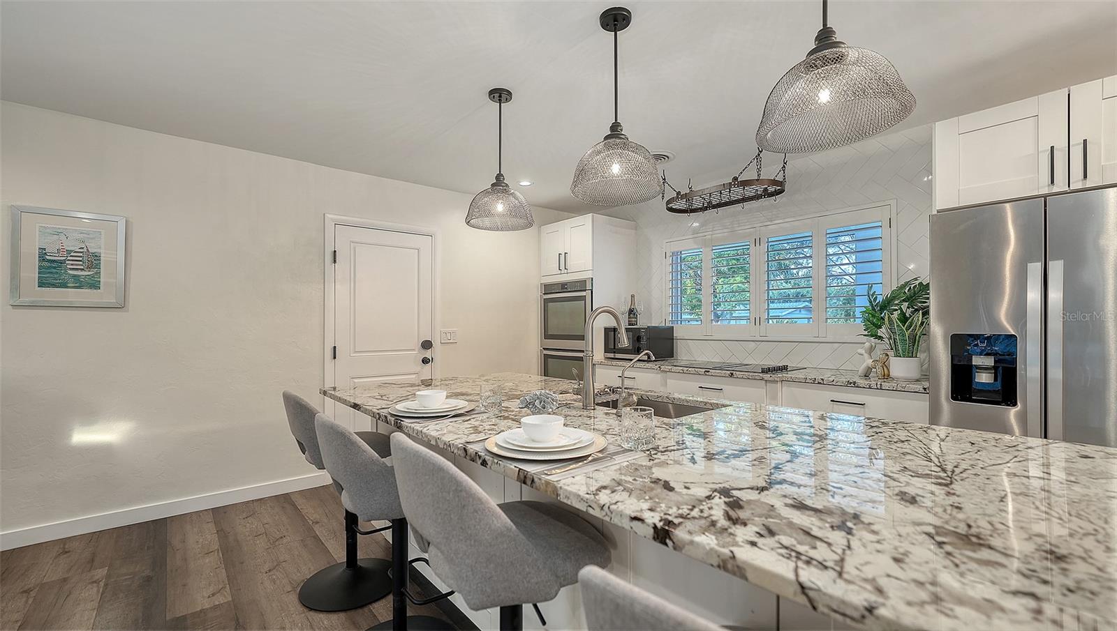 SOUTH GATE - Residential