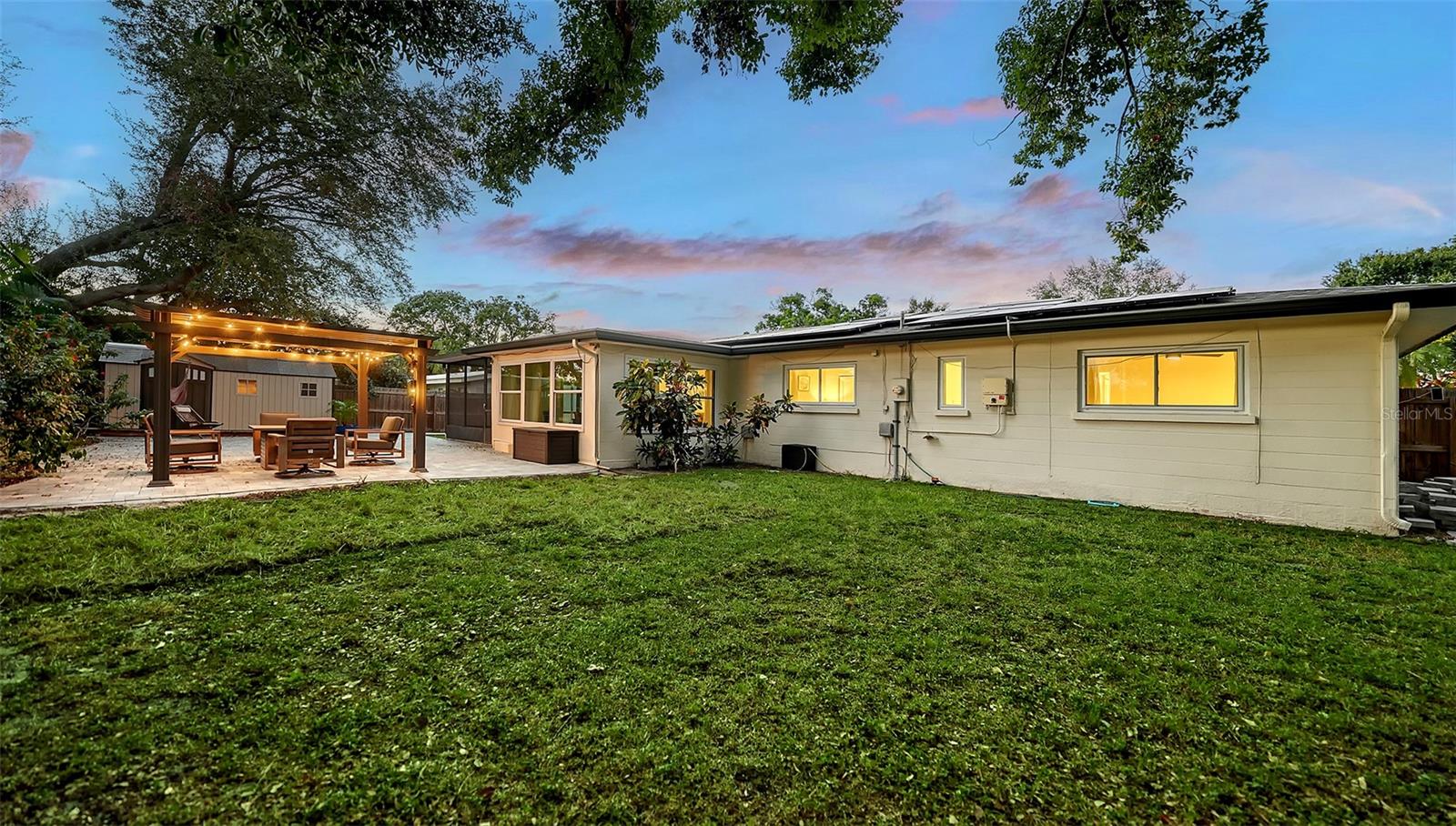 SOUTH GATE - Residential