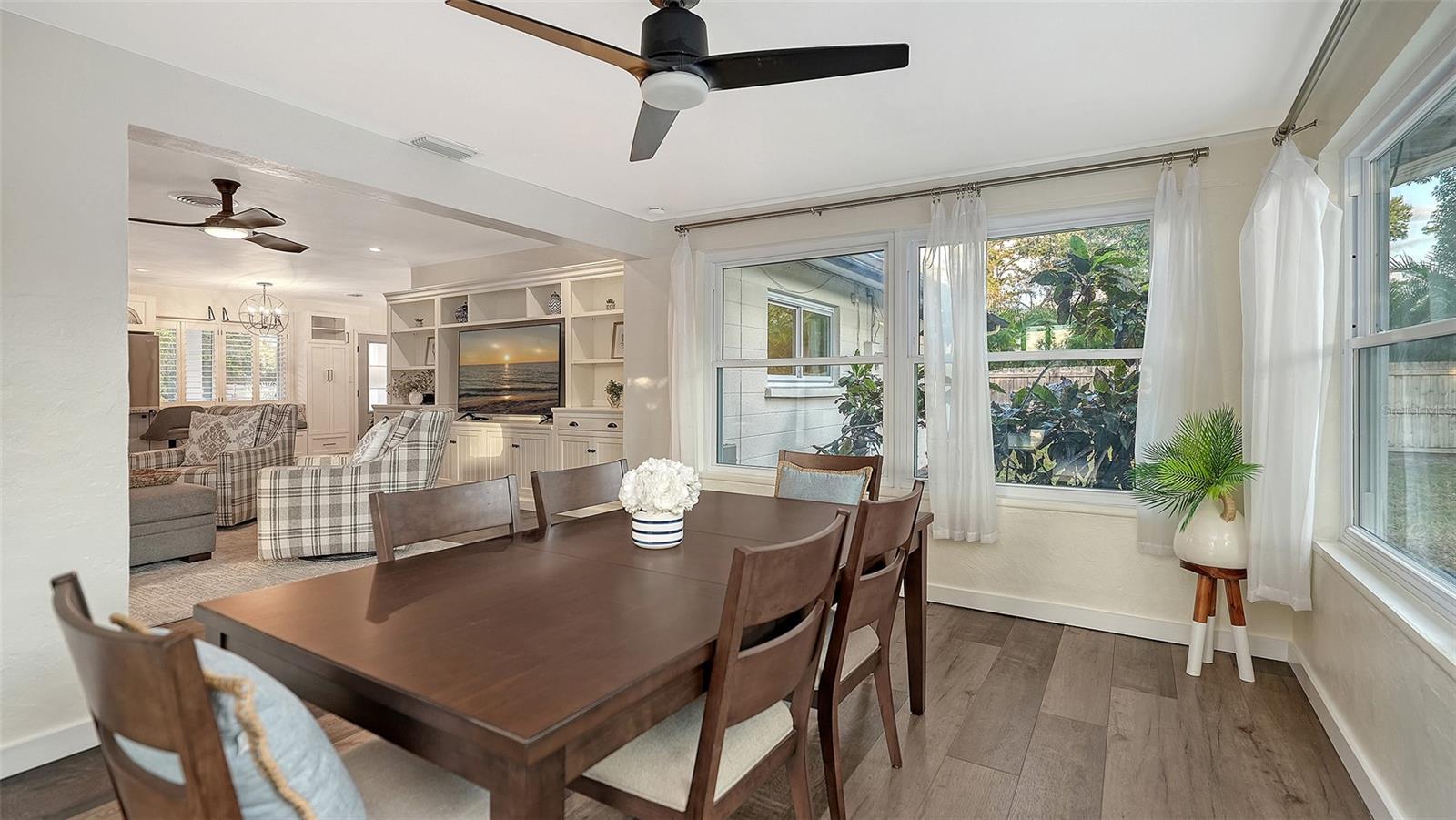 SOUTH GATE - Residential