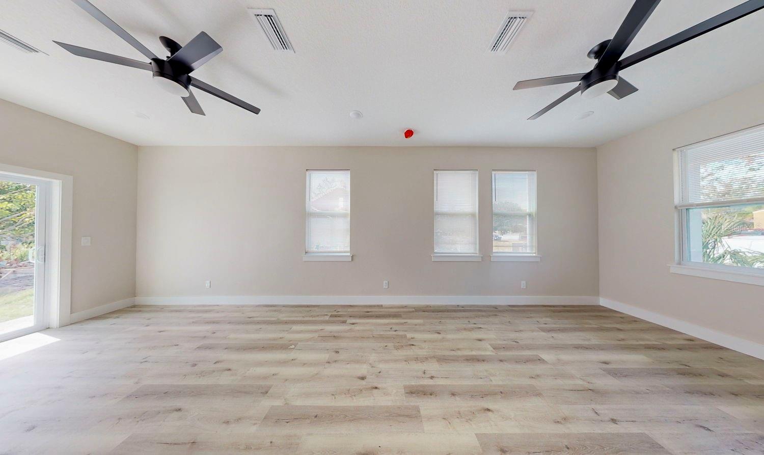 OAK RIDGE 2 - Residential