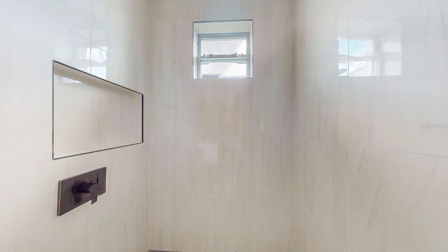 OAK RIDGE 2 - Residential