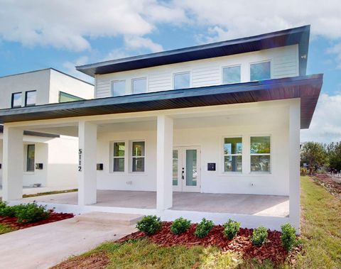 Photo of 5112 3rd Avenue N, St Petersburg, FL 33710 (MLS # R4910919)